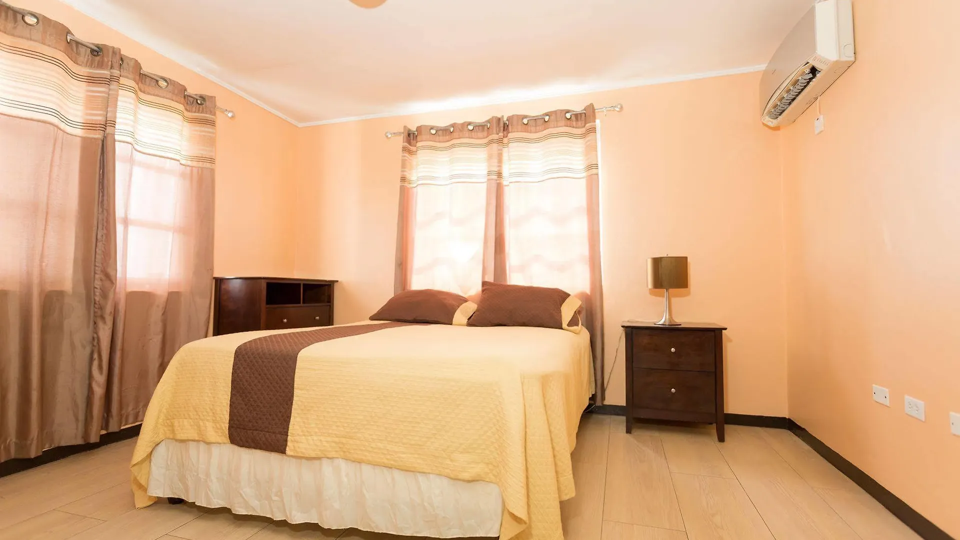 New Kingston Guest Apartments II