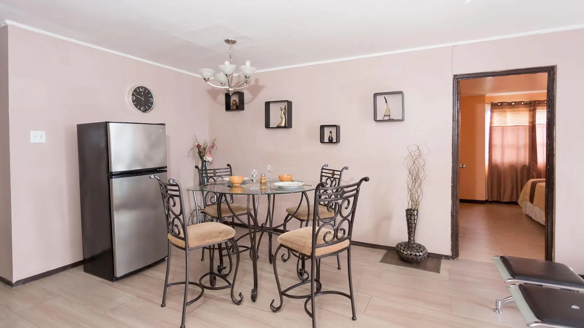 New Kingston Guest Apartments II